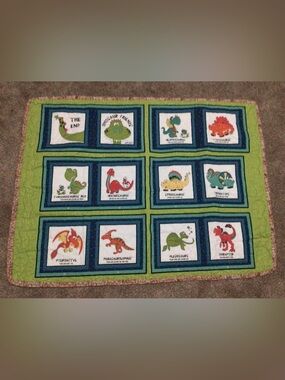 Kids Dinosaur Print quilt